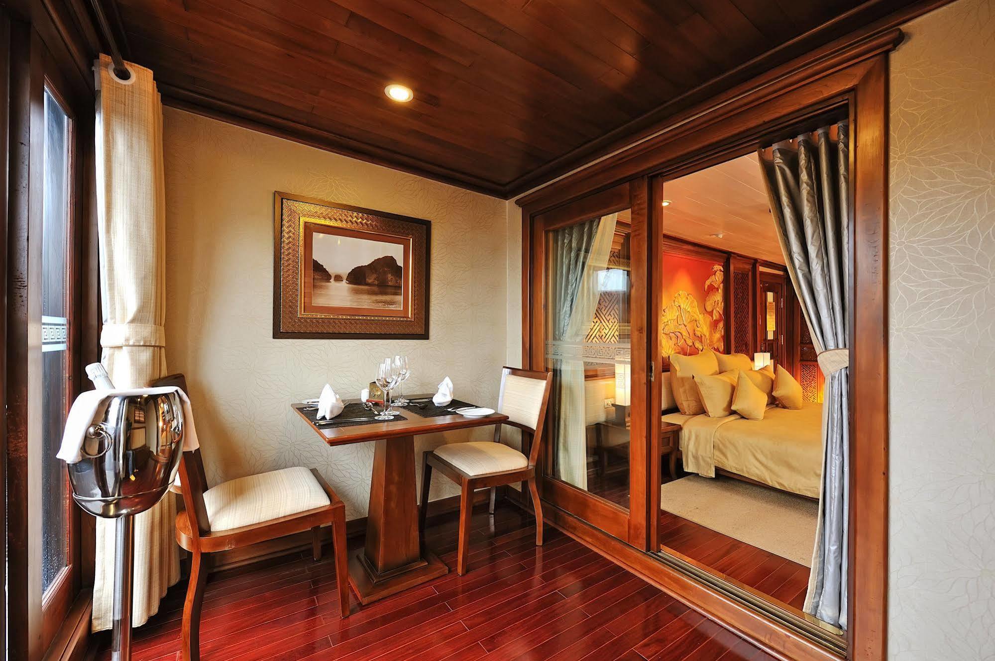 Paradise Peak Cruise Hạ Long-öböl Kültér fotó