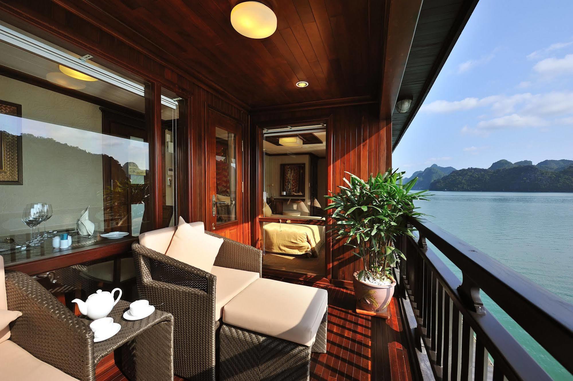Paradise Peak Cruise Hạ Long-öböl Kültér fotó